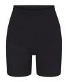 Skims Womens  Sculpt Fitted Stretch-woven Shorts In Black