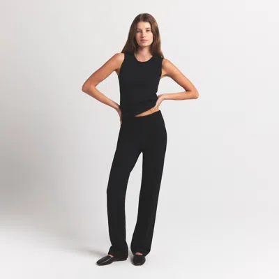 Skims Featherweight Cashmere In Black