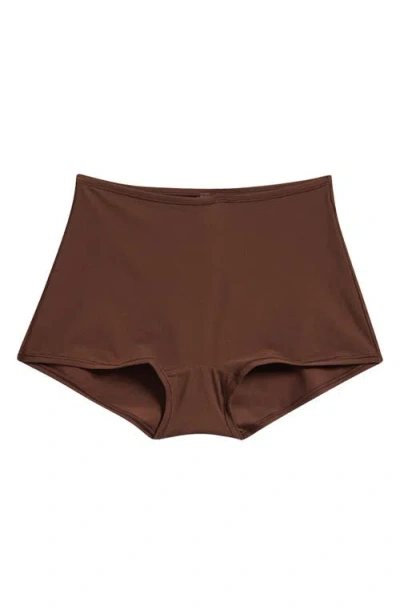 Skims Fits Everybody Boy Shorts In Brown