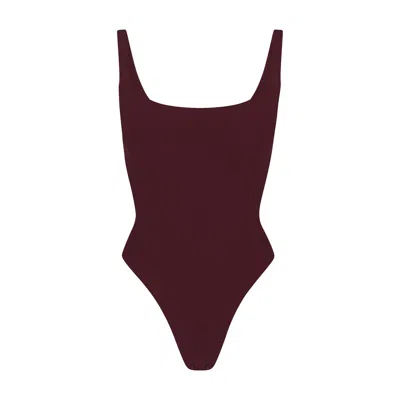 Skims Fits Everybody In Burgundy