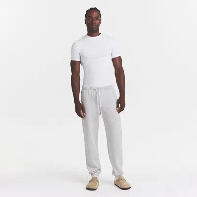 Skims Fits Everybody In White