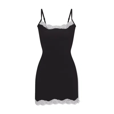 Skims Fits Everybody Lace In Black