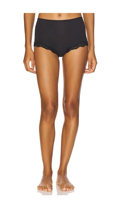 Skims Fits Everybody Lace Boyshort In Black