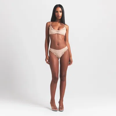 Skims Fits Everybody Lace In Neutral