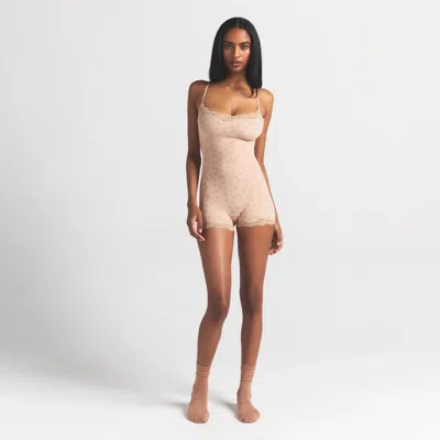 Skims Fits Everybody Lace In Neutral