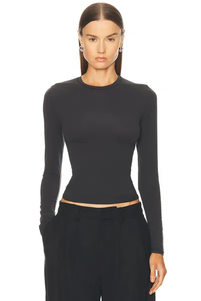 SKIMS FITS EVERYBODY LONG SLEEVE T-SHIRT