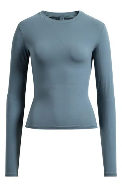 Skims Fits Everybody Long Sleeve T-shirt In Blue
