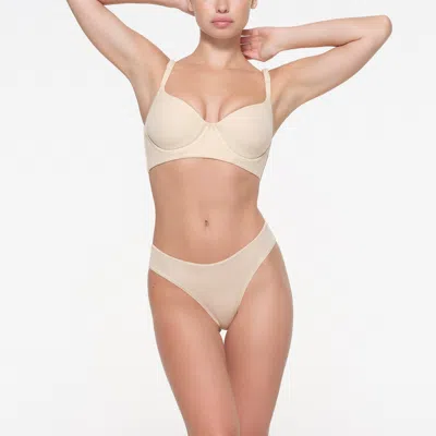 Skims Fits Everybody In Neutral