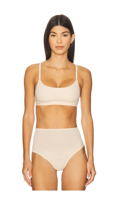 Skims Fits Everybody Scoop Bralette In Neutral