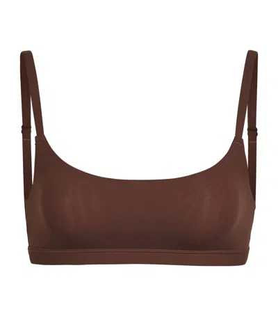 Skims Fits Everybody Scoop-neck Bralette In Brown