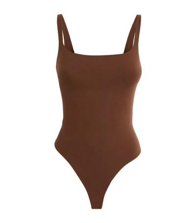 Skims Fits Everybody Square-neck Bodysuit In Cocoa