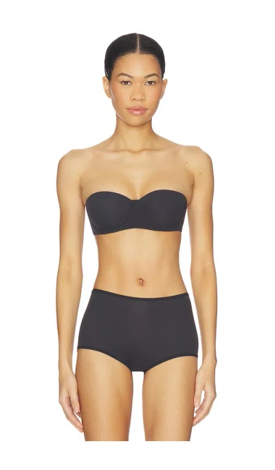 Skims Fits Everybody Strapless Bra In Black