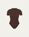 Skims Fits Everybody T-shirt Bodysuit In Cocoa