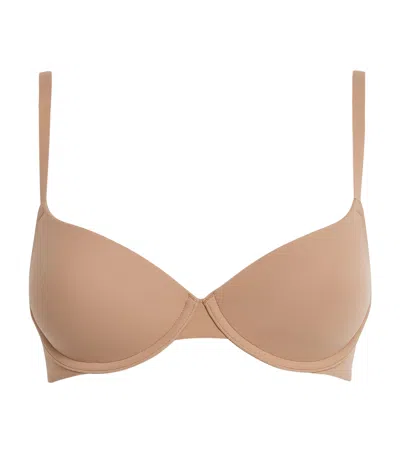 Skims Fits Everybody T-shirt Bra In Neutral