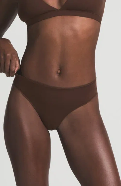 Skims Fits Everybody Thong In Brown