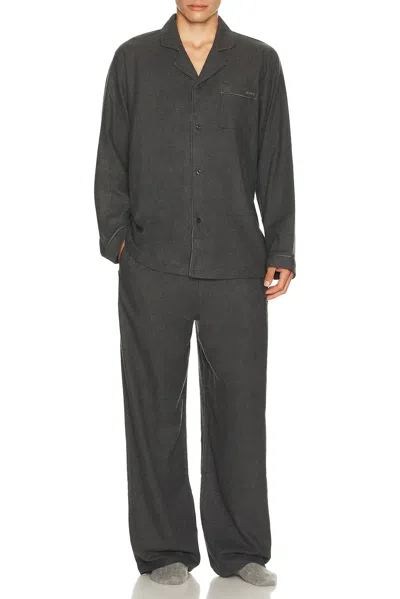 Skims Flannel Pajama Set In Black