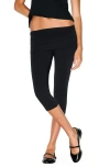 Skims Foldover Capri Leggings In Black