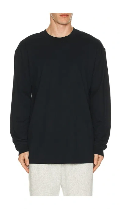 Skims Heavyweight Cotton Long Sleeve T-shirt In Black