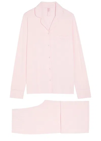Skims Logo-embroidered Stretch-modal Pyjama Set In Pink