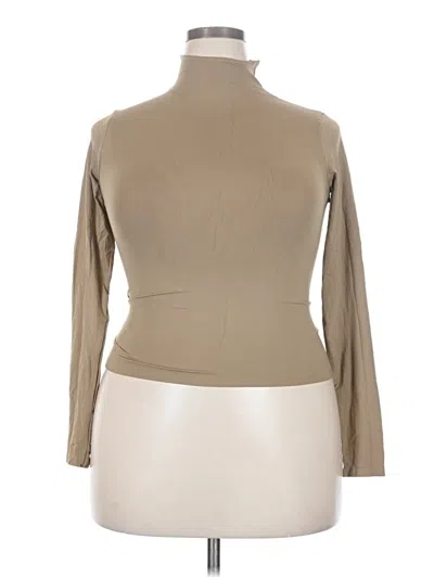Pre-owned Skims Long Sleeve Turtleneck In Tan