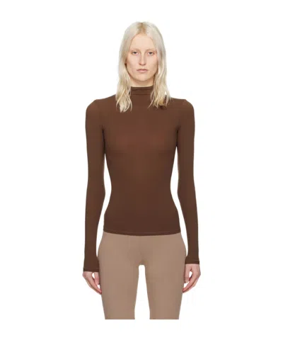 Skims Long-sleeved Sweater In Brown