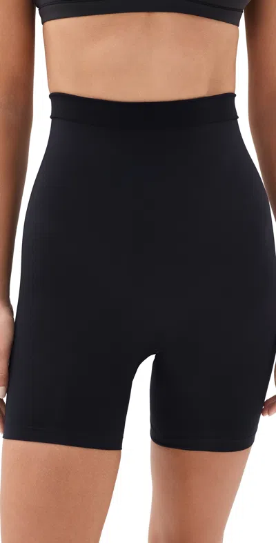 Skims Mid Thigh Shorts Onyx