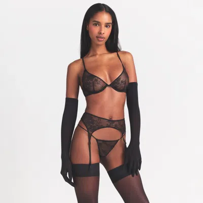 Skims Milky Sheer In Obsidian