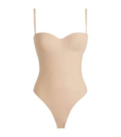 Skims Moulded Underwire Bodysuit In Neutral