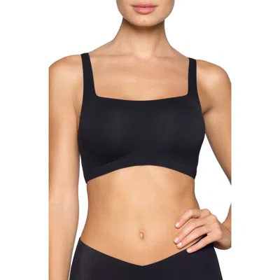 Skims Naked Wireless Scoop Bra