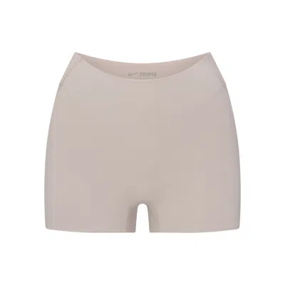 Skims Nike Studio Stretch In Neutral