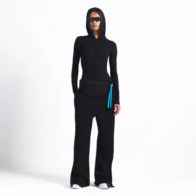 Skims Nike Weightless Layers In Black