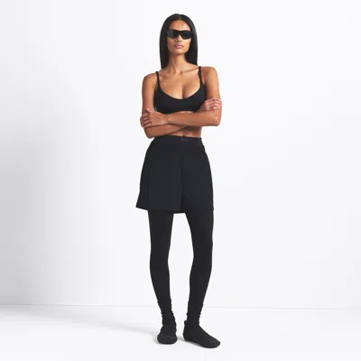 Skims Nike Woven Nylon In Black