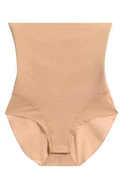 Skims Powermesh Zoned High Waisted Briefs In Brown