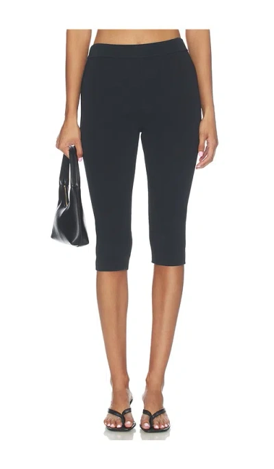 Skims Refined Knit High Waist Capri In Black