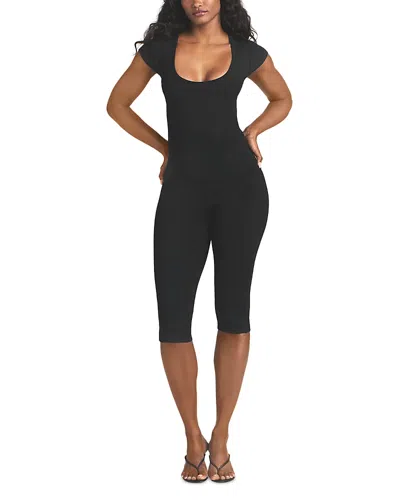 Skims Refined Knit High Wast Capri Pants In Black