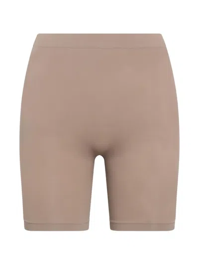 Skims Seamless Mid-thigh Shorts In Neutrals