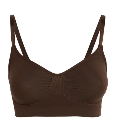 Skims Seamless Sculpt Pullover Bra In Onyx