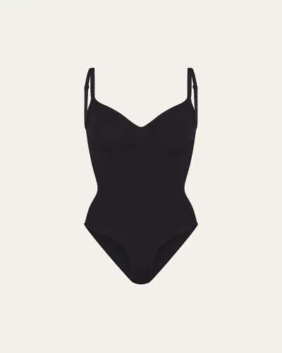 SKIMS SEAMLESS SCULPT BRIEF BODYSUIT