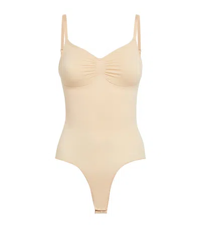 SKIMS SEAMLESS SCULPT BRIEFS BODYSUIT