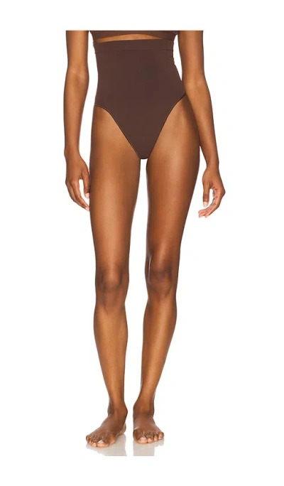 Skims Seamless Sculpt High Waist Thong In Brown