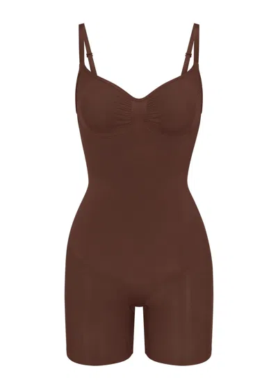 Skims Seamless Sculpt Mid-thigh Bodysuit In Brown