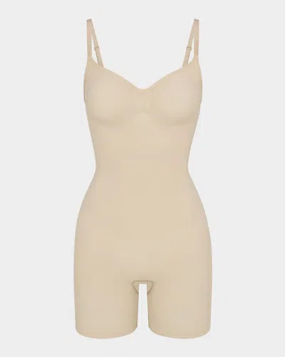 SKIMS SEAMLESS SCULPT MID-THIGH BODYSUIT