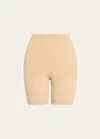 Skims Seamless Sculpt Sculpting Mid Thigh Shorts In Clay