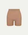 Skims Sculpt Fitted Stretch-woven Shorts In Nude (lingerie)