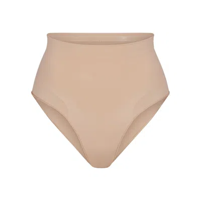 Skims Seamless Sculpt In Nude