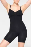 Skims Seamless Sculpting Low Back Mid Thigh Bodysuit In Onyx