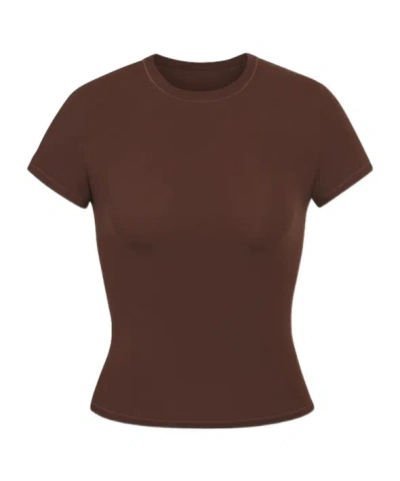 Skims Short-sleeved T-shirt In Red