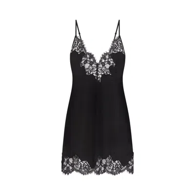 Skims Silk In Onyx
