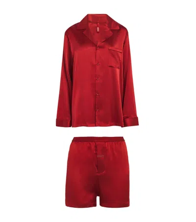 Skims Silk Oversized Short Pyjama Set In Red