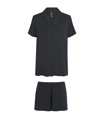 Skims Sleep Short-sleeve Pyjama Set In Black